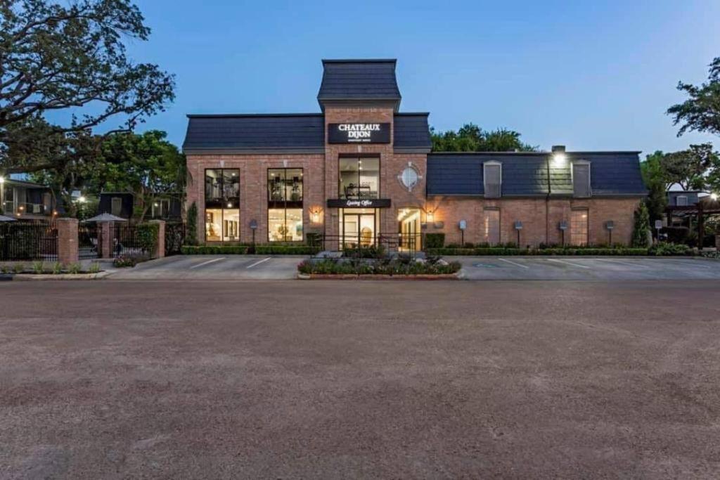 Huge One Bedroom With 2 Queen Size Beds Houston Exterior photo